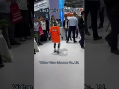 Robôs na exposição Electronica China 2025